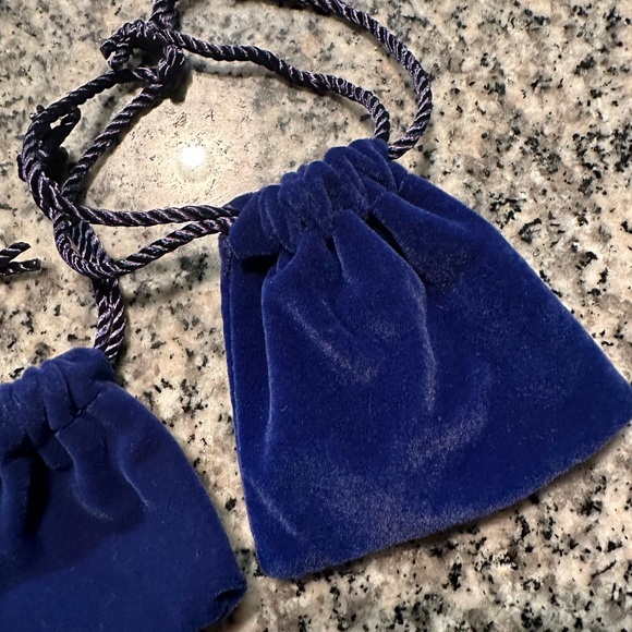 Bloomingdale's Handbags - New! Two small jewelry bags